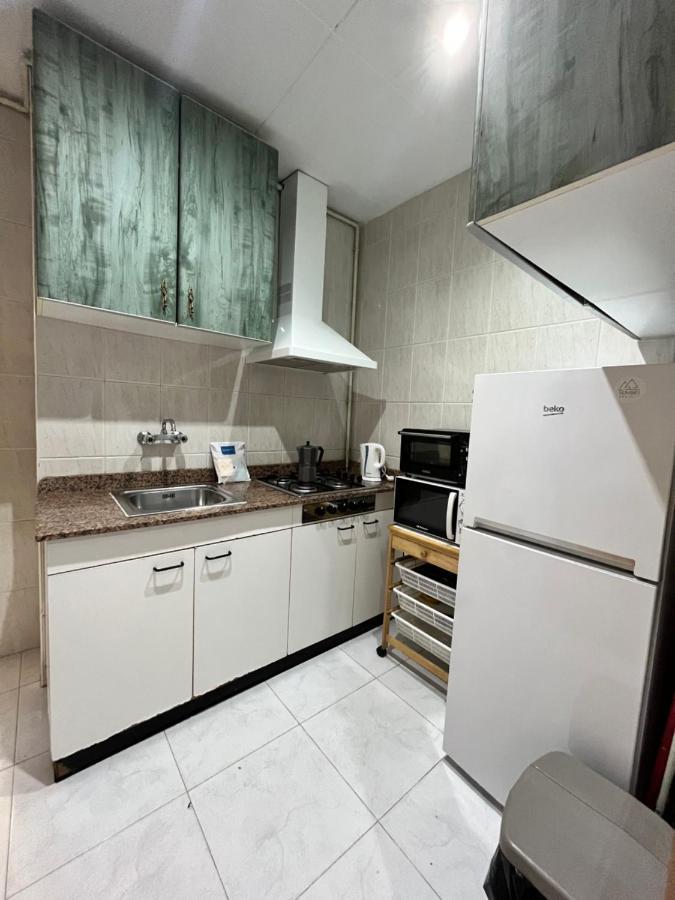 Bugo Luis Apartament Apartment Barcelona Bagian luar foto